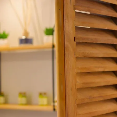 Apartment Aubernon Luxurious, Newly Renovated Flat In Heart Of Old